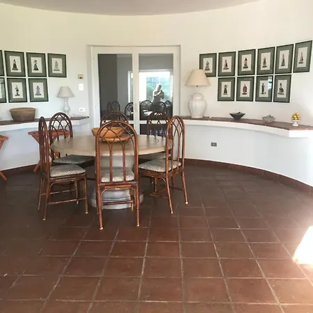 Degli Olivi Holiday home *